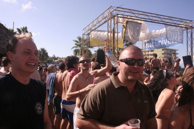i/Kranj/Absolvent08/02-StarBeach/absolvent 1365.jpg_640.jpg
